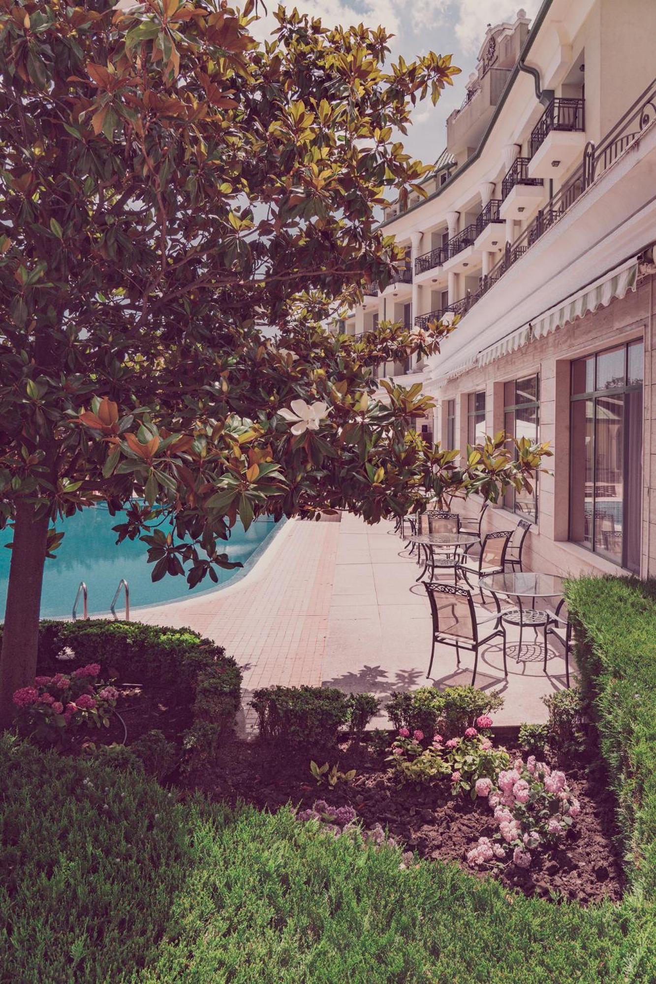 Apartcomplex Splendid Saints Constantine and Helena Exterior foto