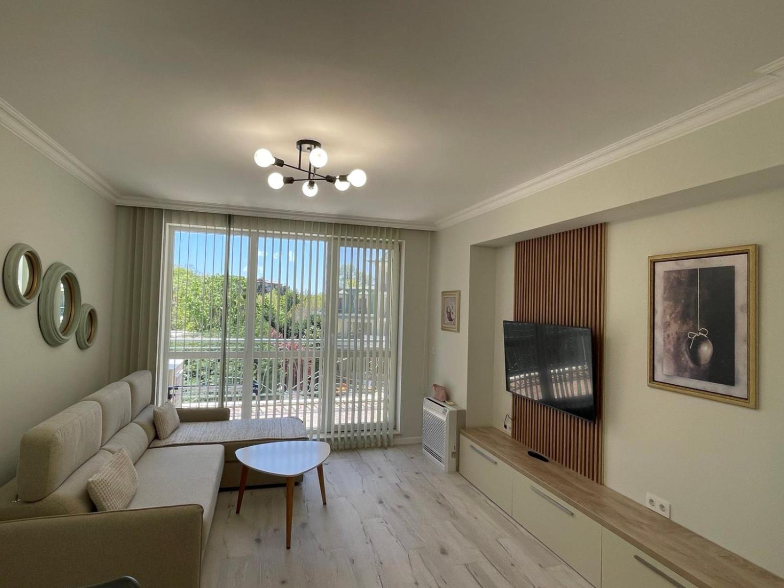Apartcomplex Splendid Saints Constantine and Helena Exterior foto